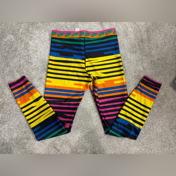 Nike Sportswear NSW Women's Printed Leggings Watermelon Size M activewear - Picture 5 of 13